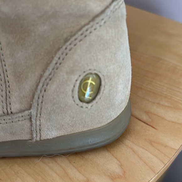 Coach Boots - Picture 2 of 4